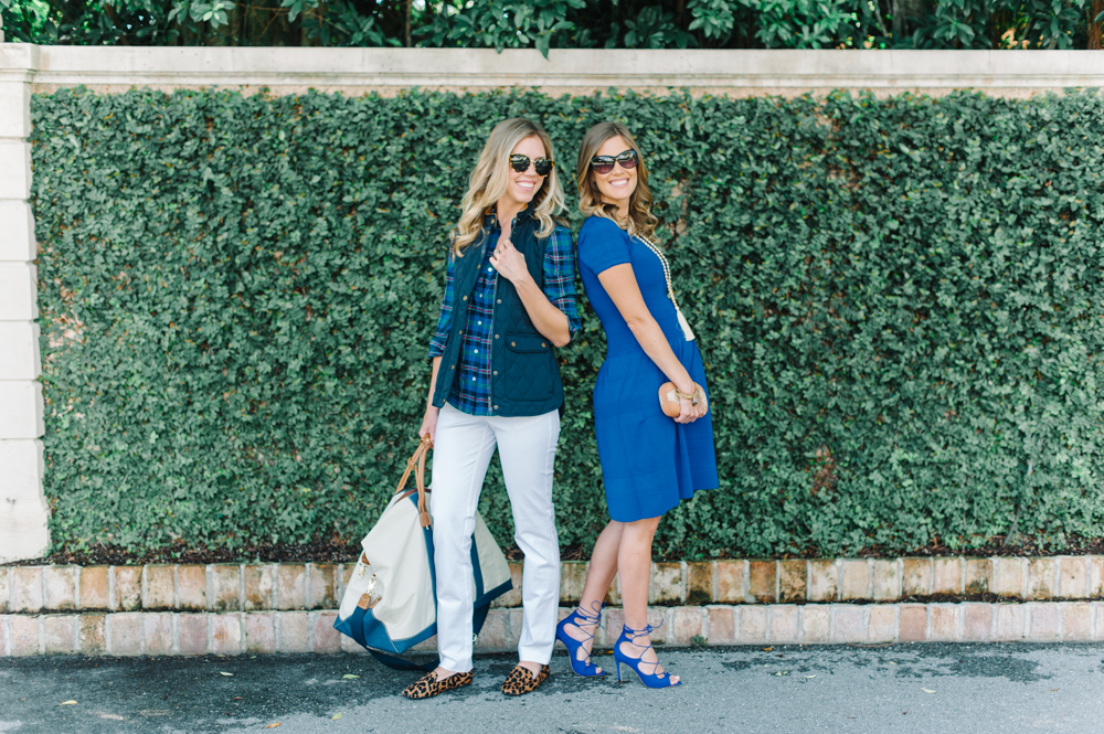 blue_dress_heels_vest_blouse_white_pants_leopard_shoes_clutch_bag_sunglasses_palm_beach