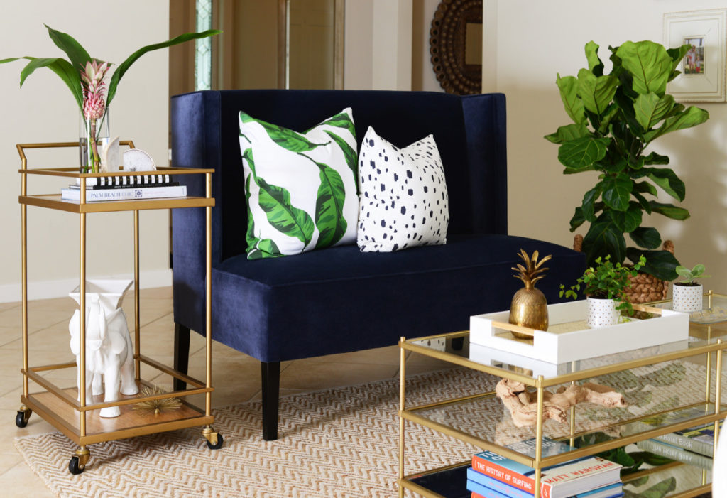 fall_living_room_navy_velvet_settee_banana_leaves_gold_palm_beach