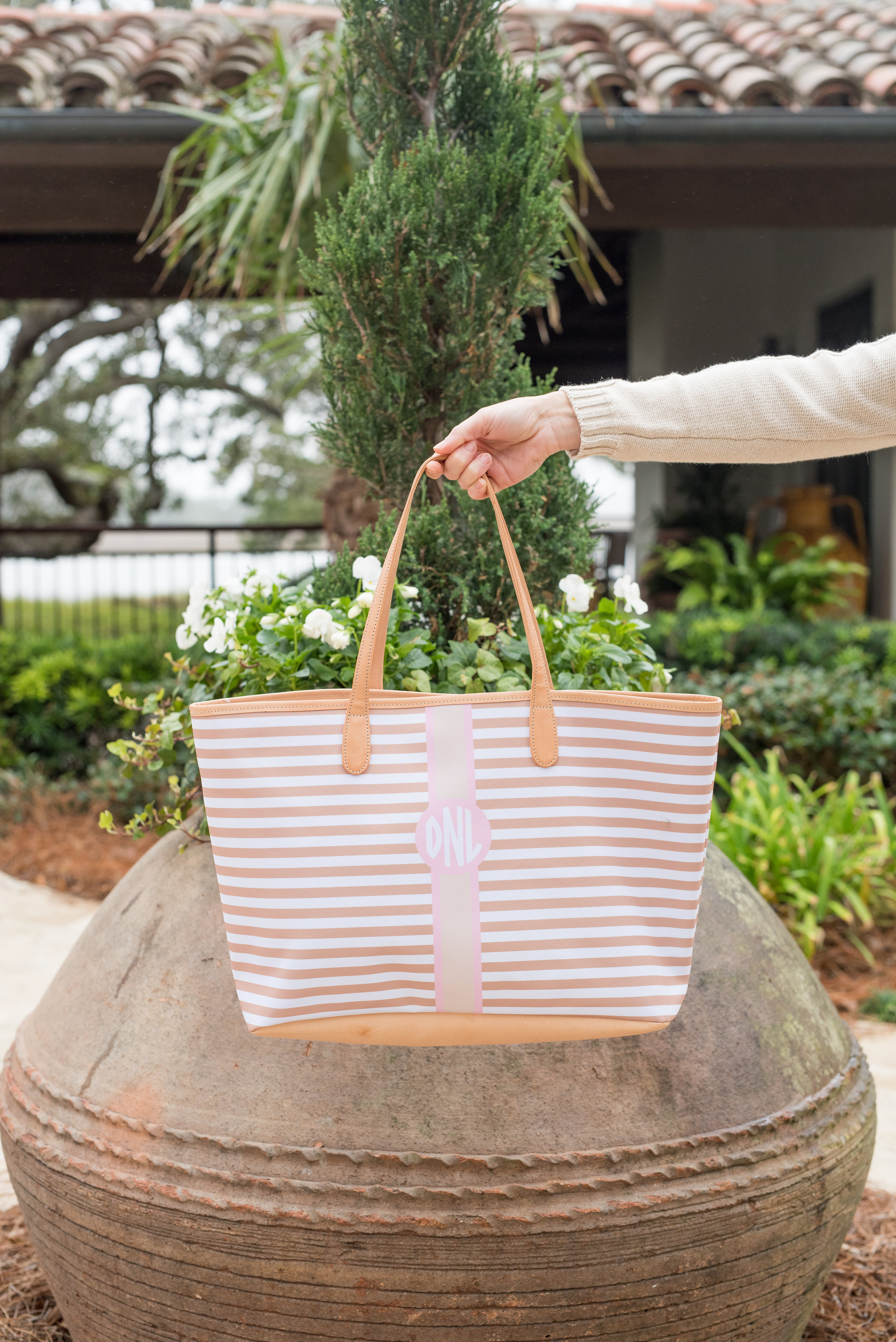 Fashion: Barrington Gifts with Palm Beach Lately