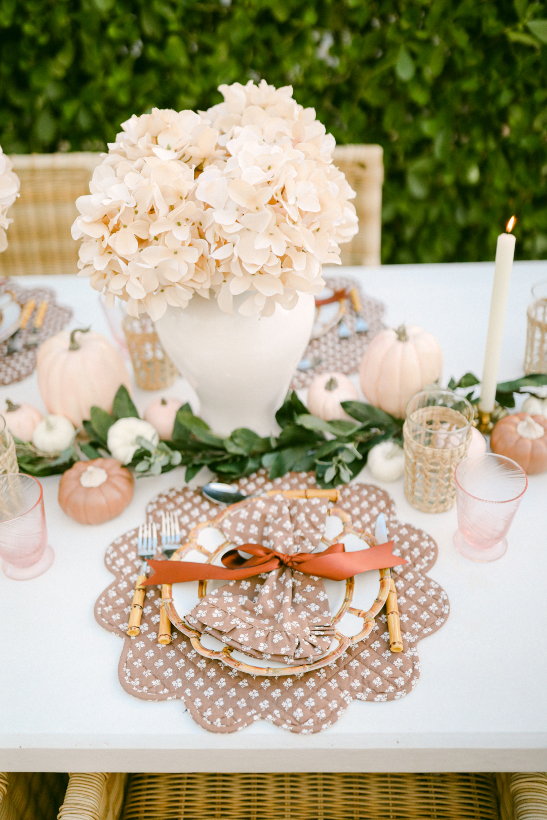 Palm Beach Lately Fall Table with Trudie Linens